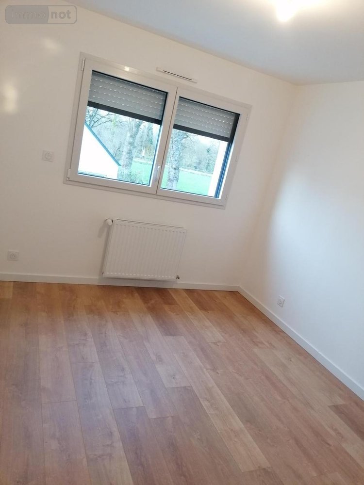 Location maison Saint-Armel 35230 Ille-et-Vilaine 115 m2  1240 euros