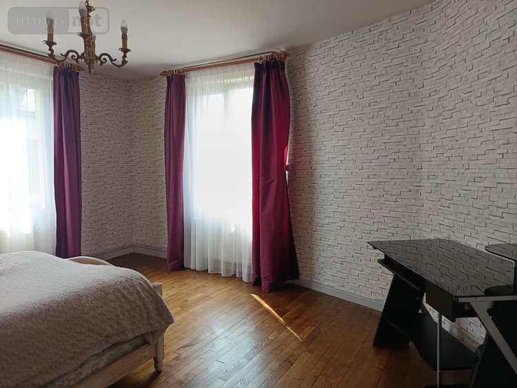 Maison a vendre Le Mené 22330 Côtes-d'Armor 210 m2  157940 euros