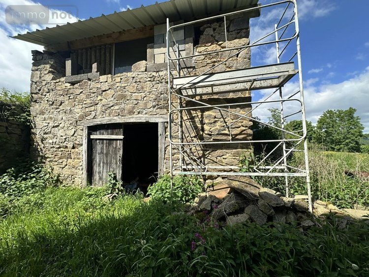Maison a vendre Saint-Mary-le-Plain 15500 Cantal 249 m2  233200 euros