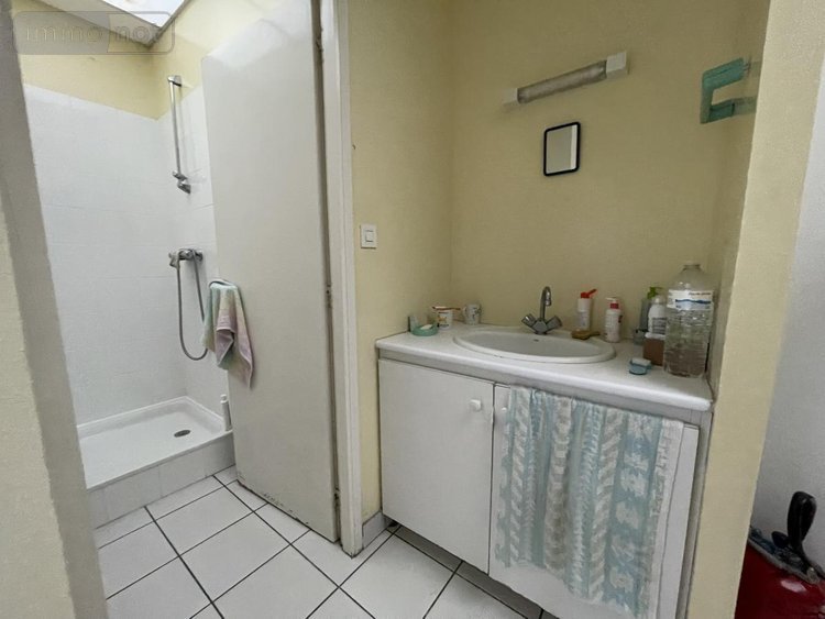 Fonds et murs commerciaux a vendre Locminé 56500 Morbihan 290 m2  230080 euros