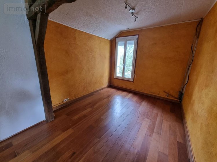 Immeuble a vendre Amilly 45200 Loiret 251 m2  159000 euros