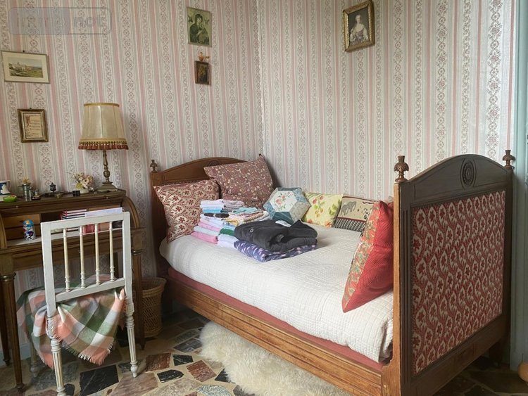 Maison a vendre Parné-sur-Roc 53260 Mayenne 225 m2  351550 euros