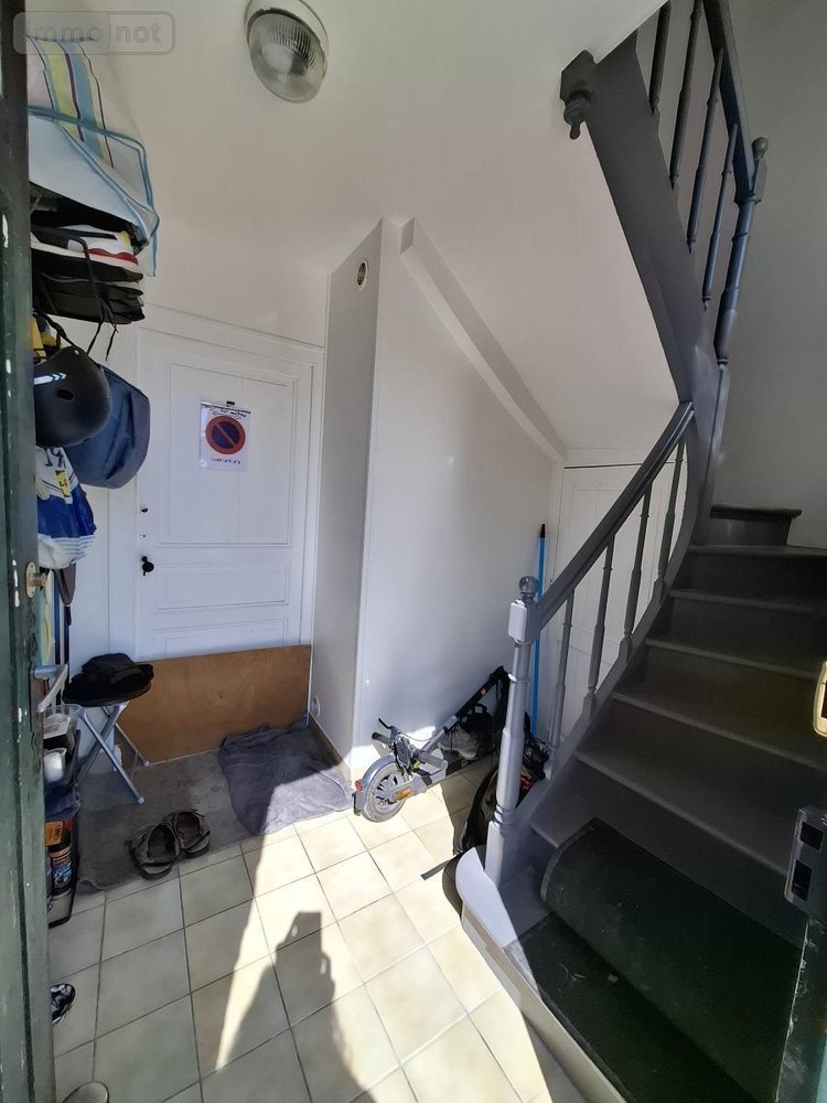 Immeuble a vendre Saintes 17100 Charente-Maritime 174 m2  251808 euros