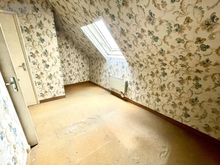 Immeuble a vendre Saint-Chély-d'Apcher 48200 Lozère 115 m2  101000 euros