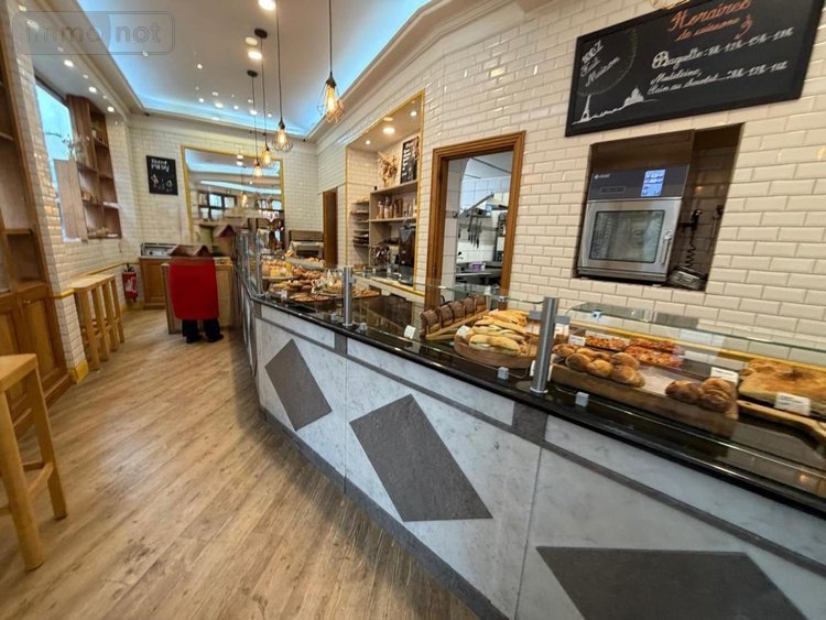 Fonds et murs commerciaux a vendre Paris 18e arrondissement 75018 Paris 107 m2  940000 euros