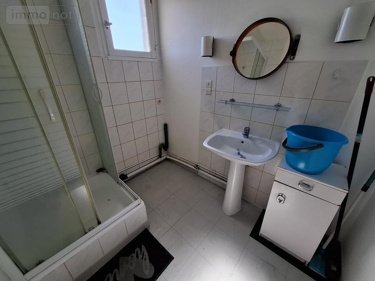 Immeuble a vendre Saintes 17100 Charente-Maritime 174 m2  251808 euros