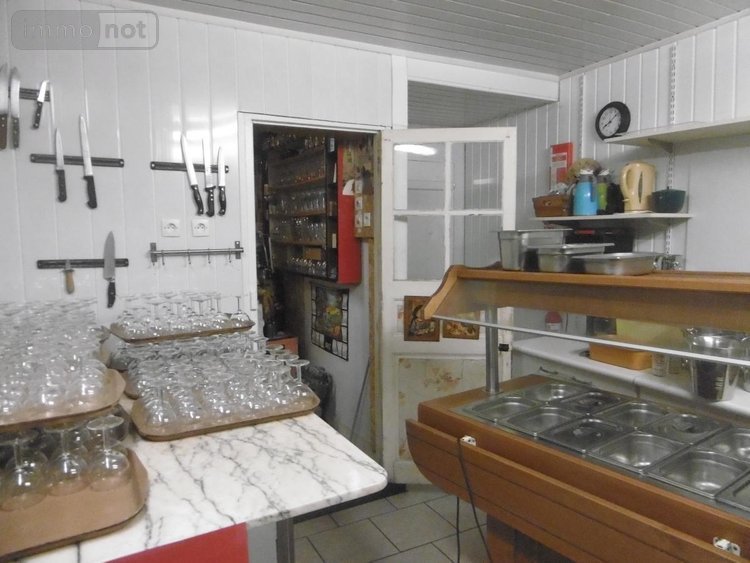 Immeuble a vendre Sourdeval 50150 Manche 1700 m2  116050 euros