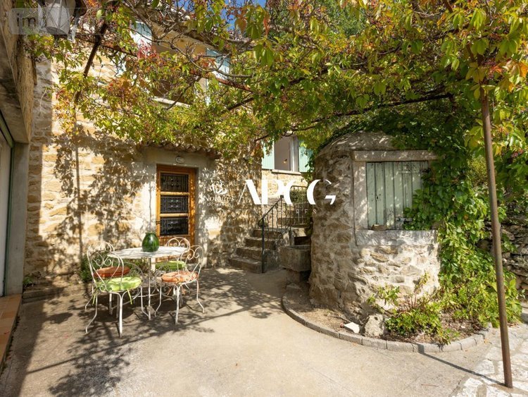Maison a vendre Vaison-la-Romaine 84110 Vaucluse 300 m2 10 pièces 890000 euros