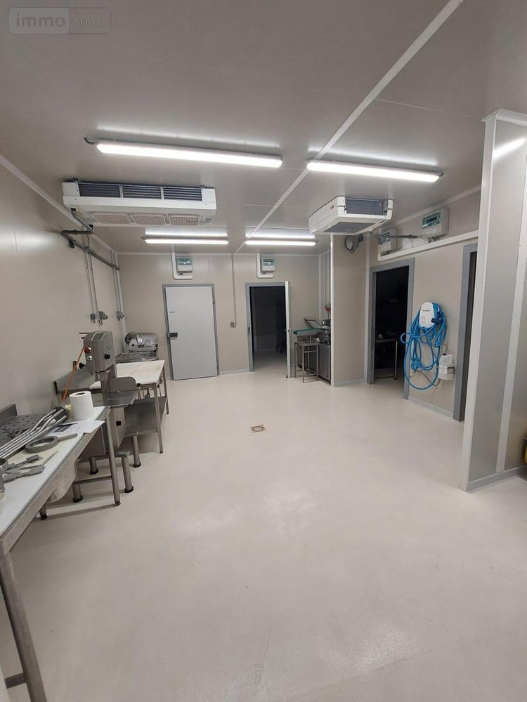 Fonds et murs commerciaux a vendre Audincourt 25400 Doubs 420 m2  230000 euros