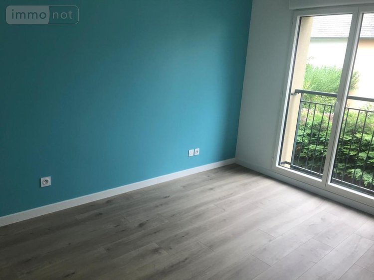 Location appartement Dol-de-Bretagne 35120 Ille-et-Vilaine 61 m2 3 pièces 780 euros