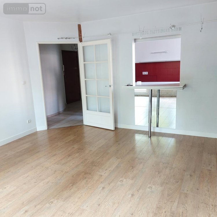 Location appartement Reims 51100 Marne 48 m2 2 pièces 715 euros
