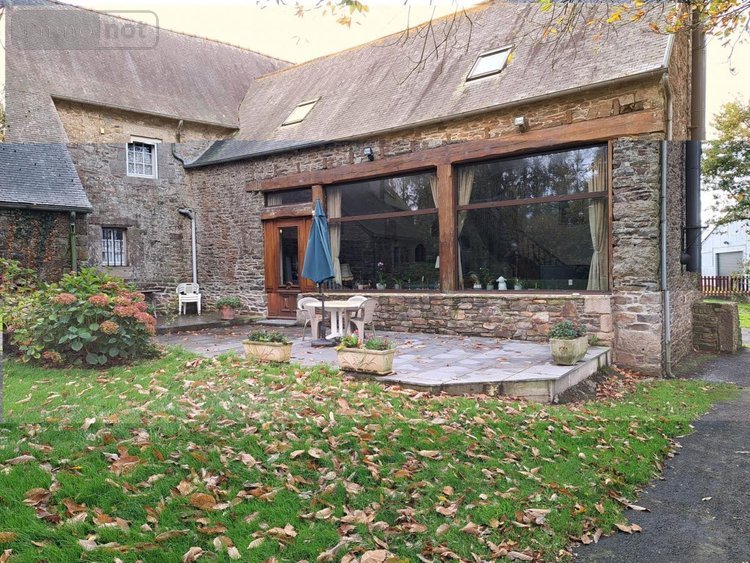 Maison a vendre La Roche-Jaudy 22450 Côtes-d'Armor 413 m2 15 pièces 808700 euros