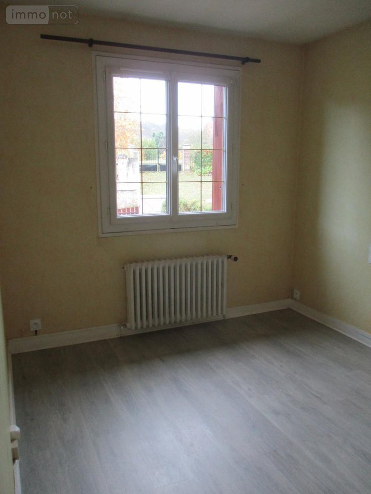 Location maison Brionne 27800 Eure 83 m2  775 euros