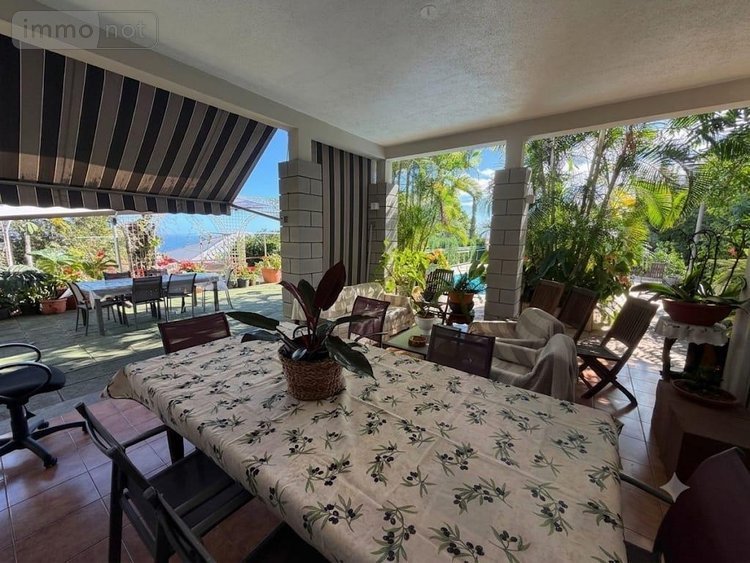 Maison a vendre Saint-Paul 97460 Réunion 250 m2  1248000 euros
