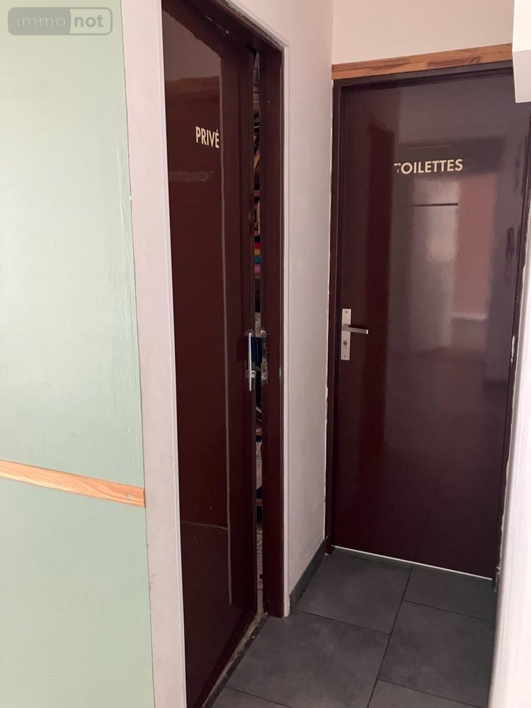 Fonds et murs commerciaux a vendre Béthune 62400 Pas-de-Calais 54 m2  75500 euros