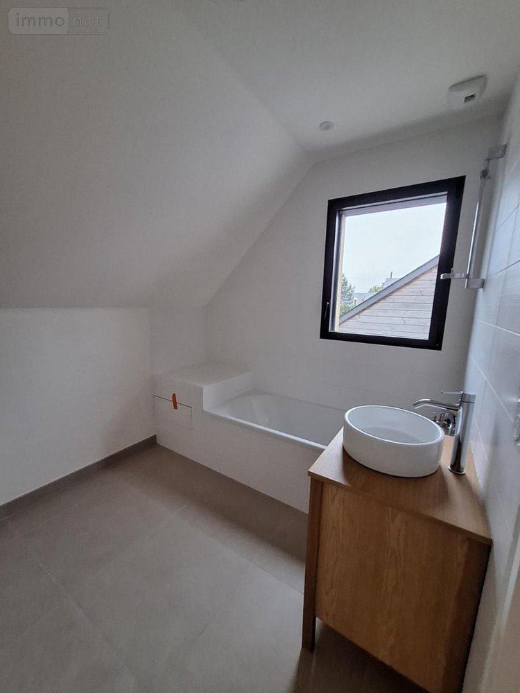 Location maison La Gouesnière 35350 Ille-et-Vilaine 120 m2 5 pièces 1180 euros