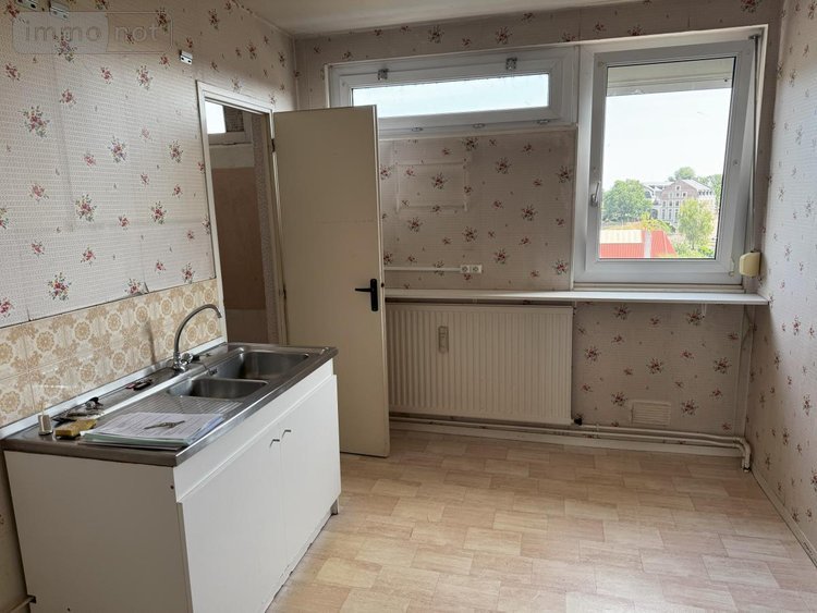 Appartement a vendre Cambrai 59400 Nord 73 m2 4 pièces 59000 euros
