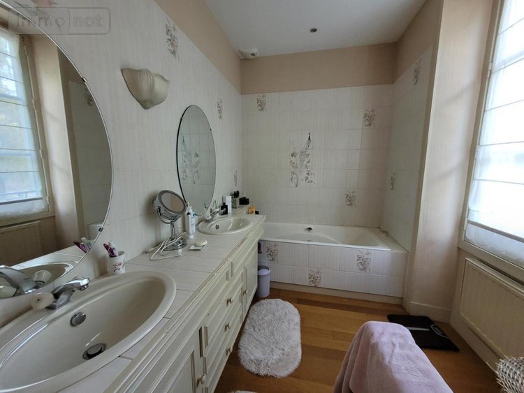 Maison a vendre Laval 53000 Mayenne 205 m2 9 pièces 529000 euros