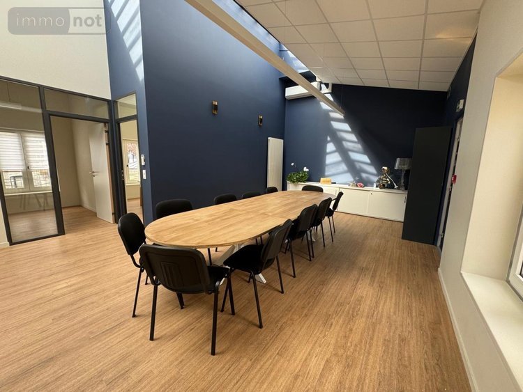 Location fonds et murs commerciaux Lille 59000 Nord 110 m2  2990 euros