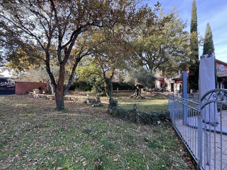 Maison a vendre Saint-Paul-Trois-Châteaux 26130 Drôme 220 m2 8 pièces 647900 euros