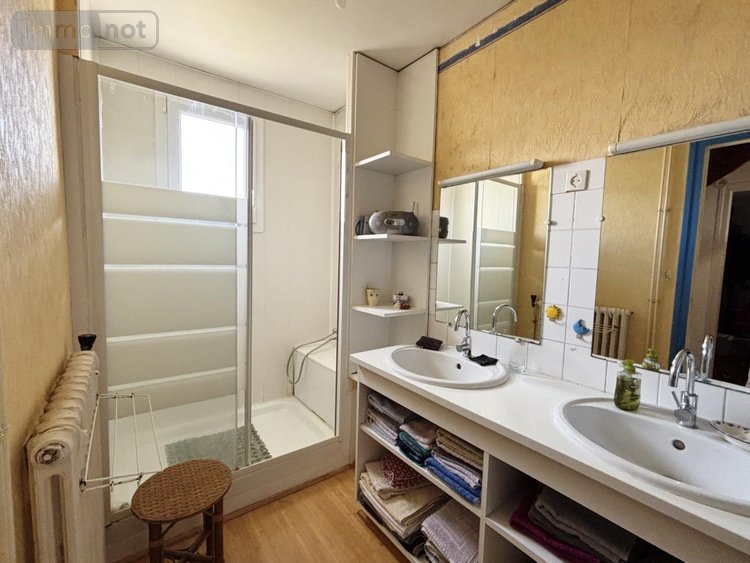 Maison a vendre Lesneven 29260 Finistère 101 m2  182400 euros