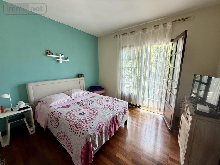 Maison a vendre Saint-Paul 97460 Réunion 250 m2  1248000 euros