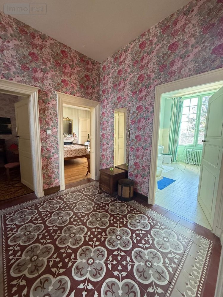 Maison a vendre Angers 49000 Maine-et-Loire 280 m2 11 pièces 379900 euros