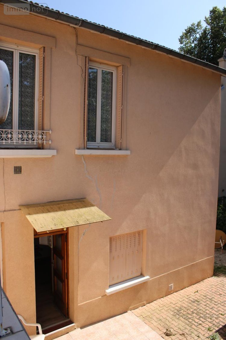 Immeuble a vendre Vichy 03200 Allier 100 m2  210000 euros