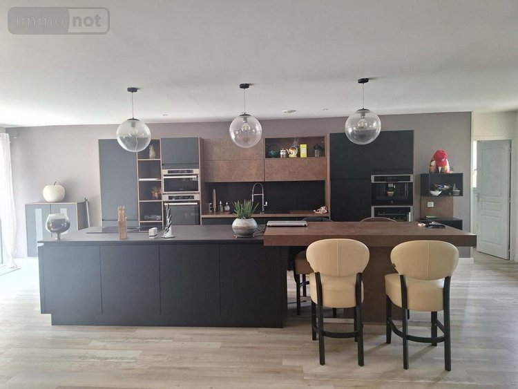 Maison a vendre Yvré-l'Évêque 72530 Sarthe 208 m2 6 pièces 478400 euros