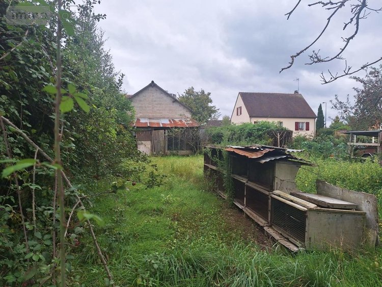 Maison a vendre Savigné-l'Évêque 72460 Sarthe 109 m2 4 pièces 250800 euros