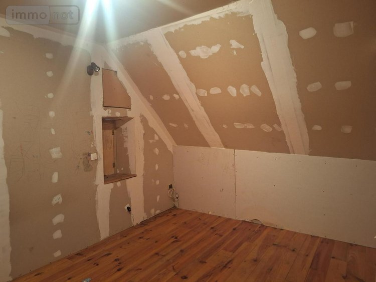 Maison a vendre Teillé 72290 Sarthe  99750 euros