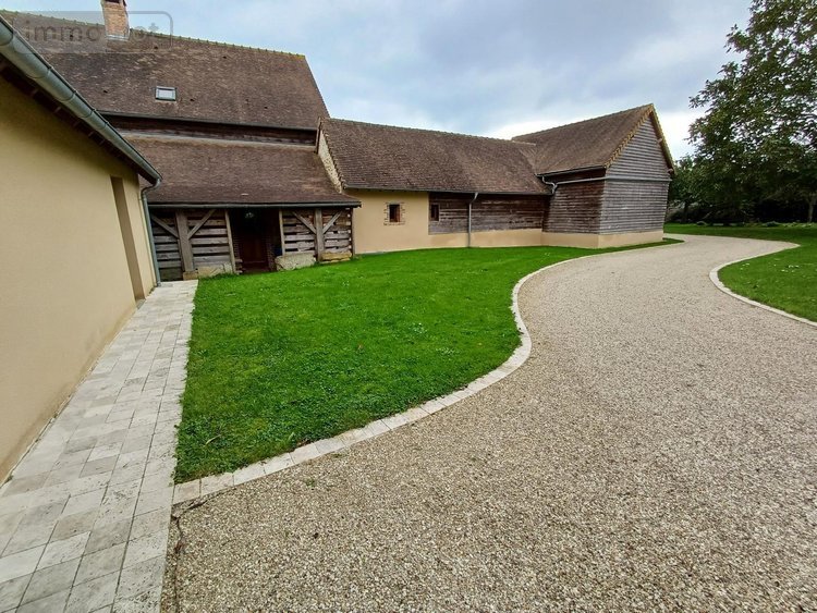 Maison a vendre Savigné-l'Évêque 72460 Sarthe 210 m2 7 pièces 499200 euros