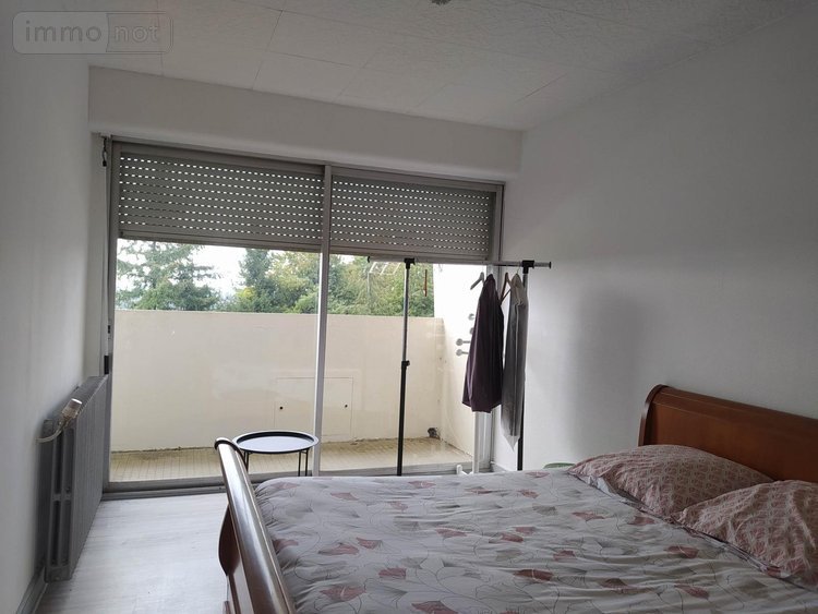 Fonds et murs commerciaux a vendre Tinchebray Bocage 61800 Orne 75 m2  205000 euros