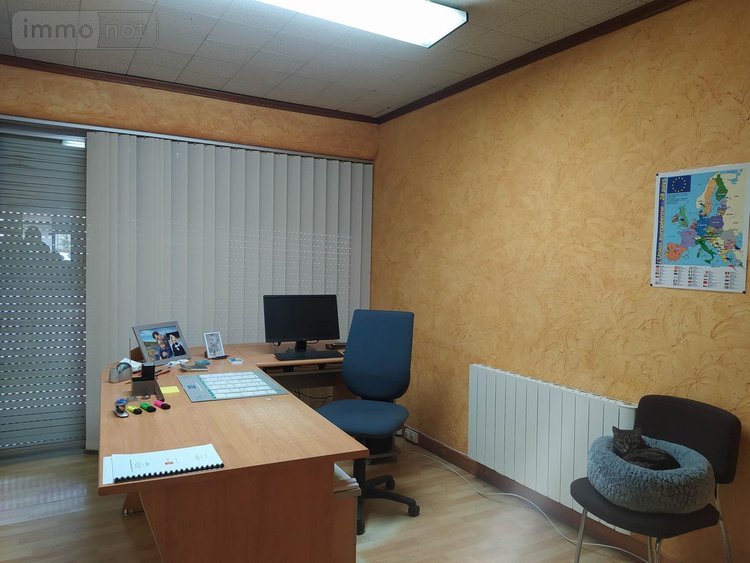Fonds et murs commerciaux a vendre Tinchebray Bocage 61800 Orne 75 m2  205000 euros