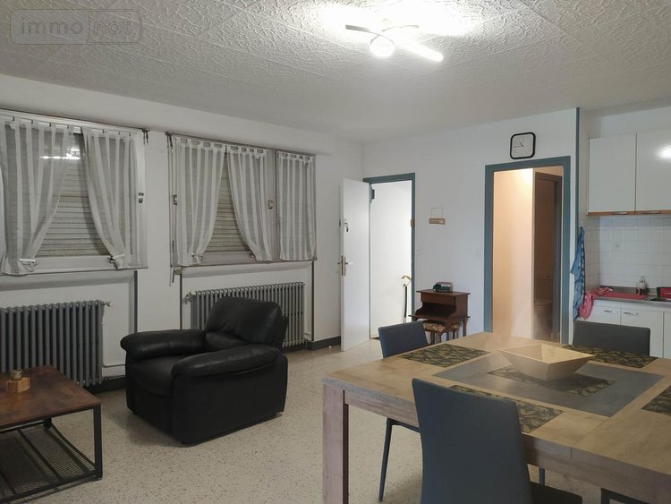 Fonds et murs commerciaux a vendre Tinchebray Bocage 61800 Orne 75 m2  205000 euros