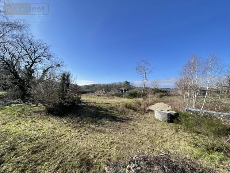 Maison a vendre Vitrac 15220 Cantal 200 m2  233200 euros