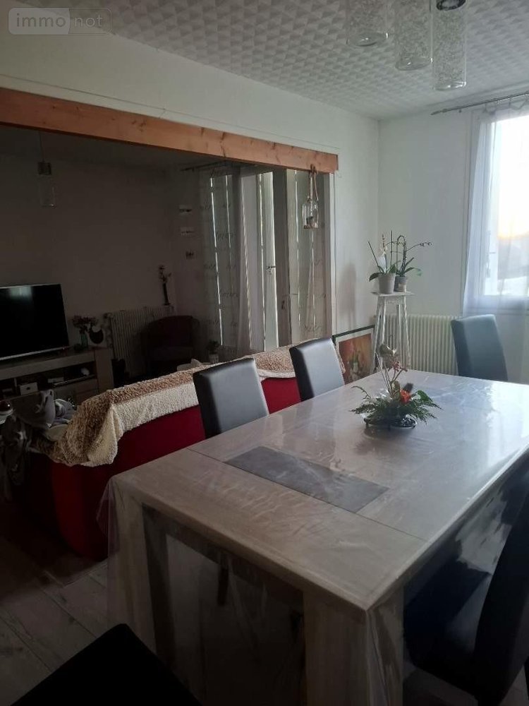 Maison a vendre Le Rouget-Pers 15290 Cantal 160 m2 8 pièces 262500 euros