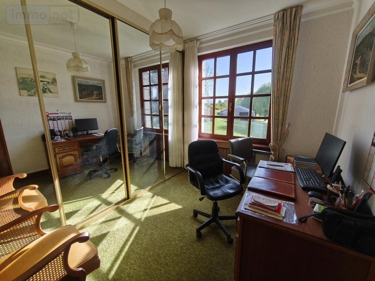 Maison a vendre Montsalvy 15120 Cantal 210 m2 8 pièces 299730 euros