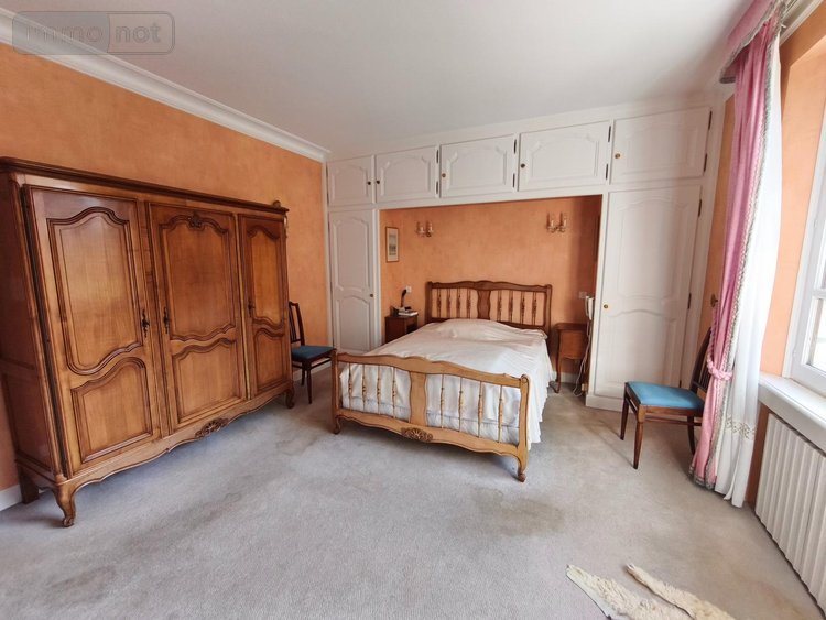 Maison a vendre Montsalvy 15120 Cantal 210 m2 8 pièces 332800 euros