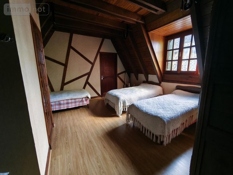 Maison a vendre Montsalvy 15120 Cantal 210 m2 8 pièces 332800 euros