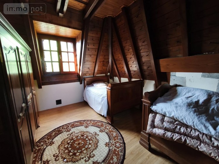 Maison a vendre Montsalvy 15120 Cantal 210 m2 8 pièces 299730 euros
