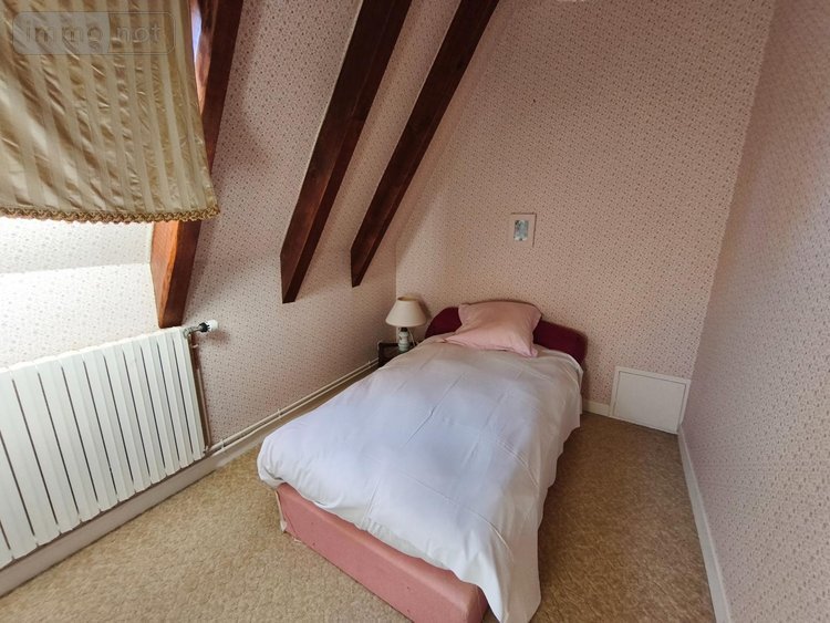 Maison a vendre Montsalvy 15120 Cantal 210 m2 8 pièces 332800 euros