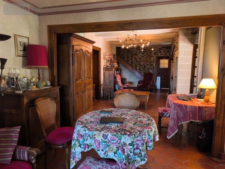 Maison a vendre Vitrac 15220 Cantal 385 m2 11 pièces 463500 euros