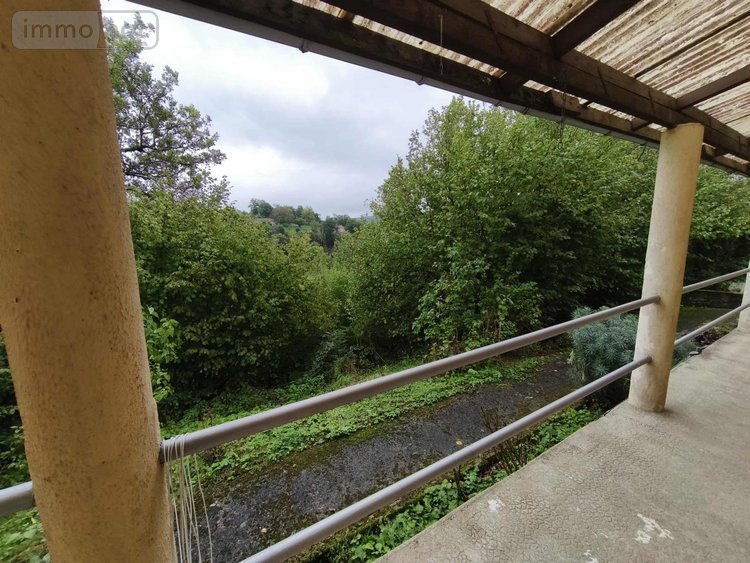 Maison a vendre Roannes-Saint-Mary 15220 Cantal 159 m2 7 pièces 95400 euros