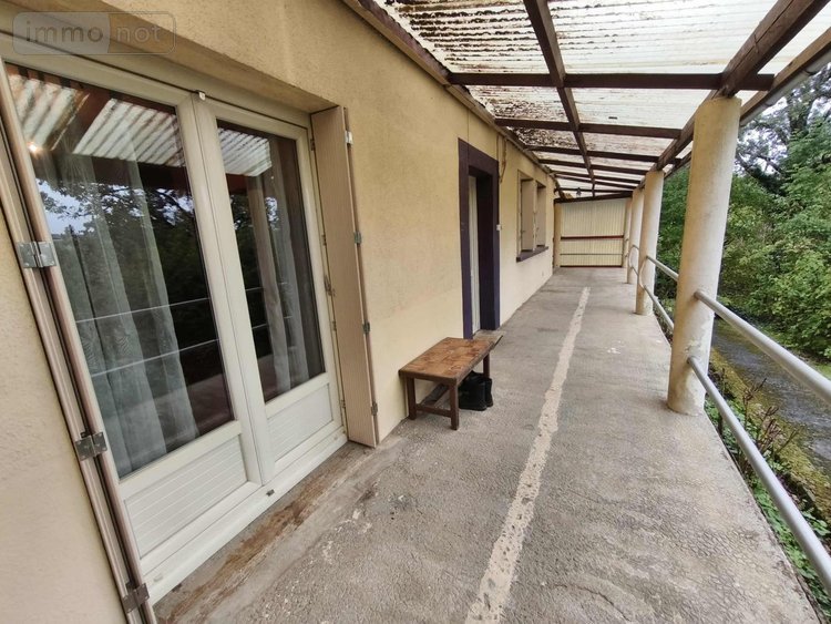 Maison a vendre Roannes-Saint-Mary 15220 Cantal 159 m2 7 pièces 95400 euros
