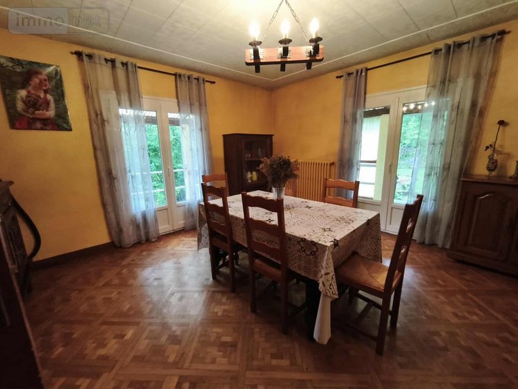 Maison a vendre Roannes-Saint-Mary 15220 Cantal 159 m2 7 pièces 95400 euros