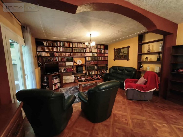 Maison a vendre Roannes-Saint-Mary 15220 Cantal 159 m2 7 pièces 95400 euros