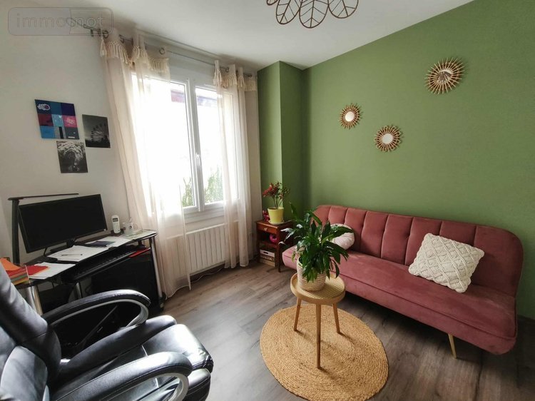 Maison a vendre Le Rouget-Pers 15290 Cantal 96 m2 4 pièces 239200 euros