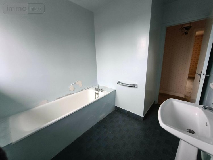 Maison a vendre Roannes-Saint-Mary 15220 Cantal 106 m2 4 pièces 127200 euros