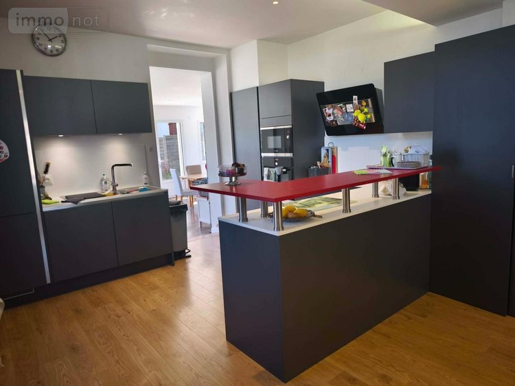 Maison a vendre Le Rouget-Pers 15290 Cantal 156 m2 7 pièces 309000 euros